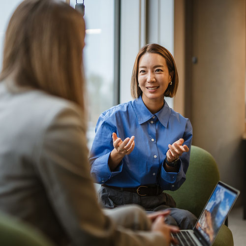 Business women talking