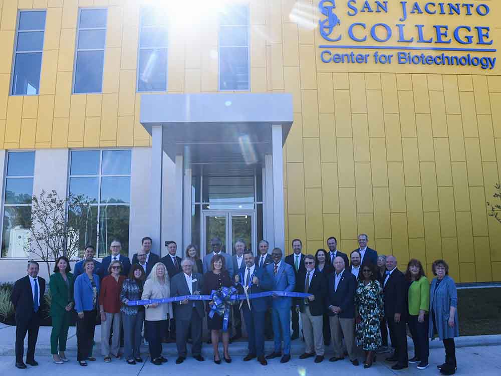 center for biotechnology ribbon cutting