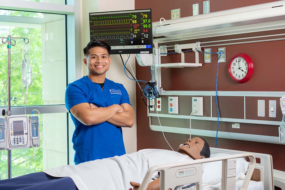 San Jacinto College ADN Nurse Student