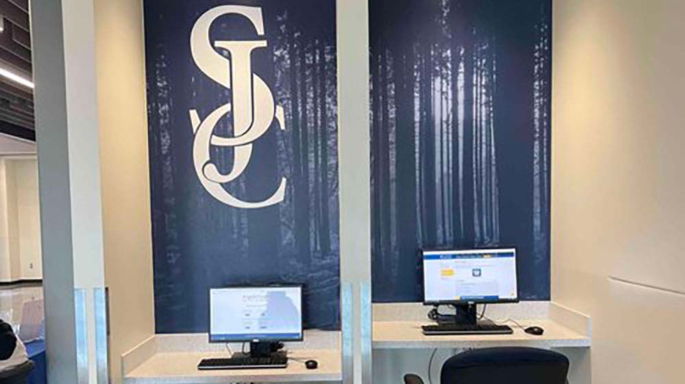Kiosks and Student Registration Labs